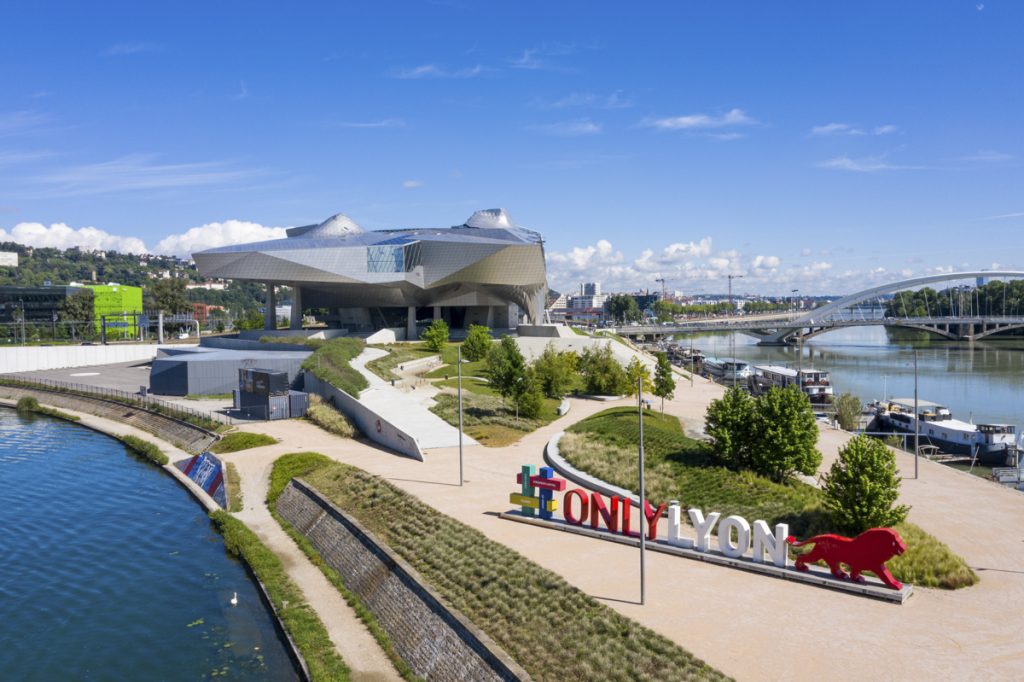 Musée des Confluences drone